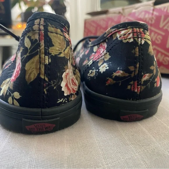 Vans Authentic Low Pro Floral Shoes Sneakers - Picture 3 of 9